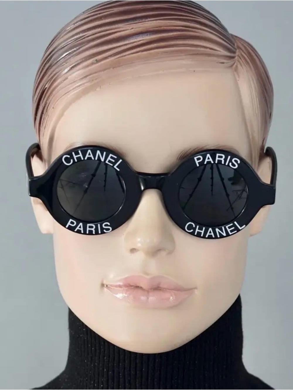 🕶️ Vintage Round Sunglasses - black/black